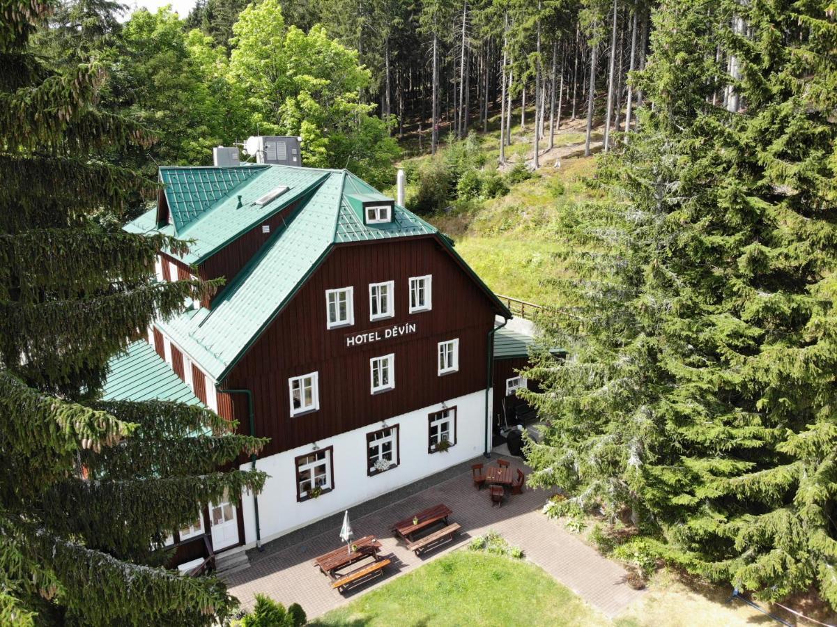 Hotel Děvín Pec pod Sněžkou